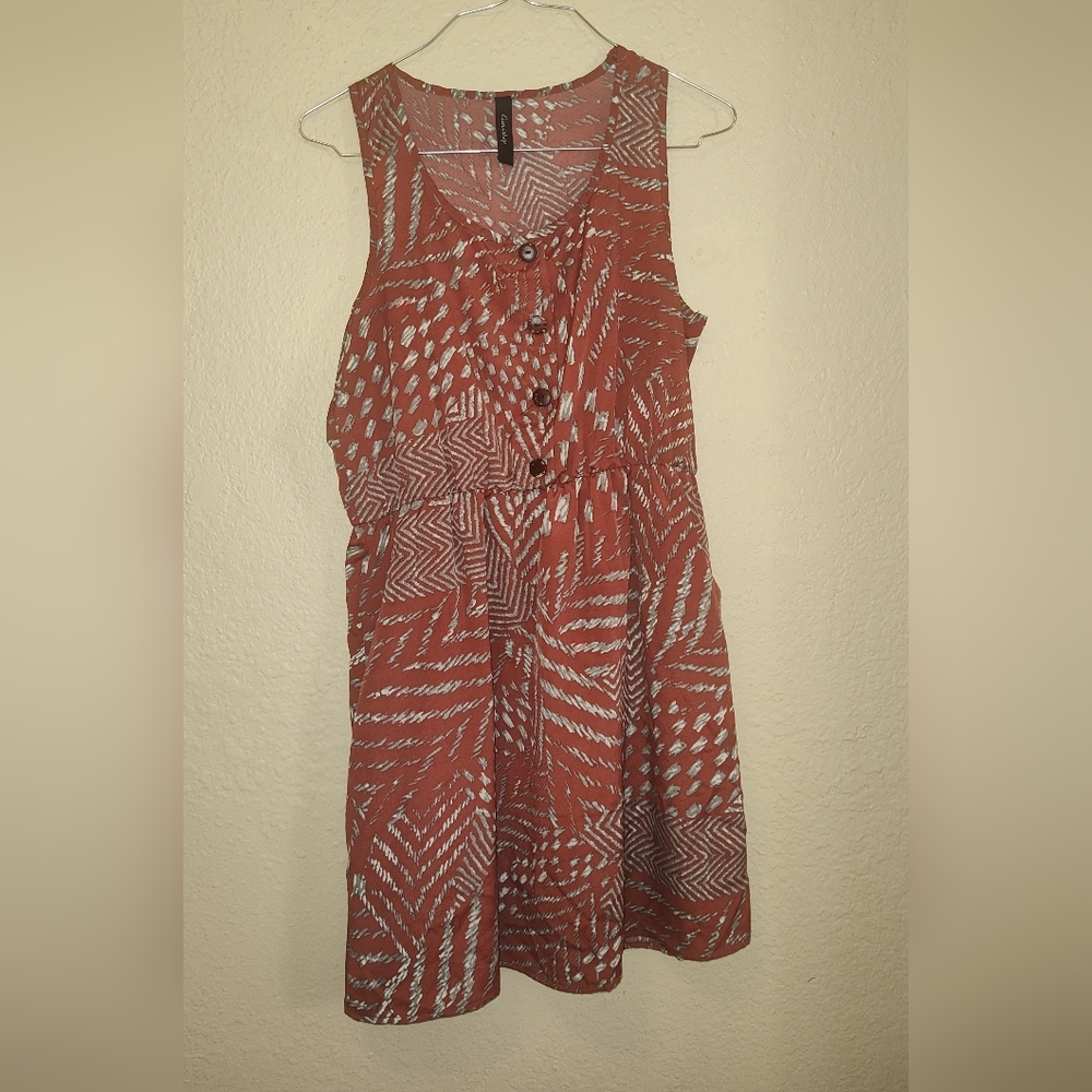 Chic Sleeveless Rust Patterned Mini Dress